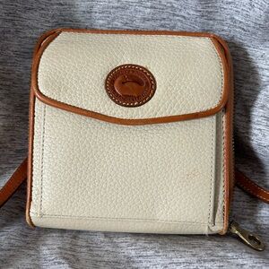 Vintage Dooney & Bourke Crossbody Wallet
